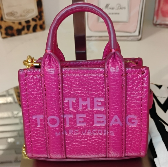 Marc Jacobs Handbags - NWOT Marc Jacobs Nano Tote Bag Charm - Hot Pink
